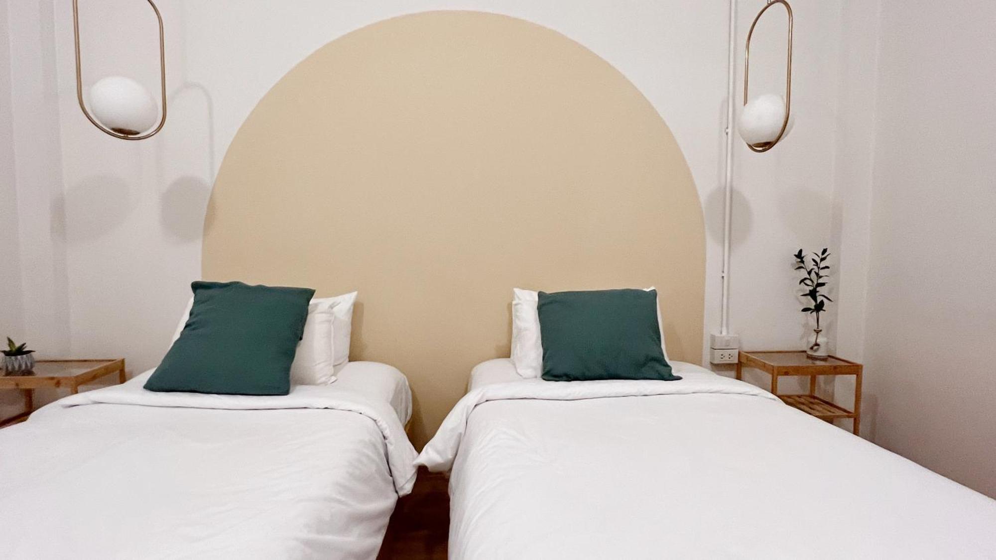 La Moon House Hotel Szalaja Kültér fotó