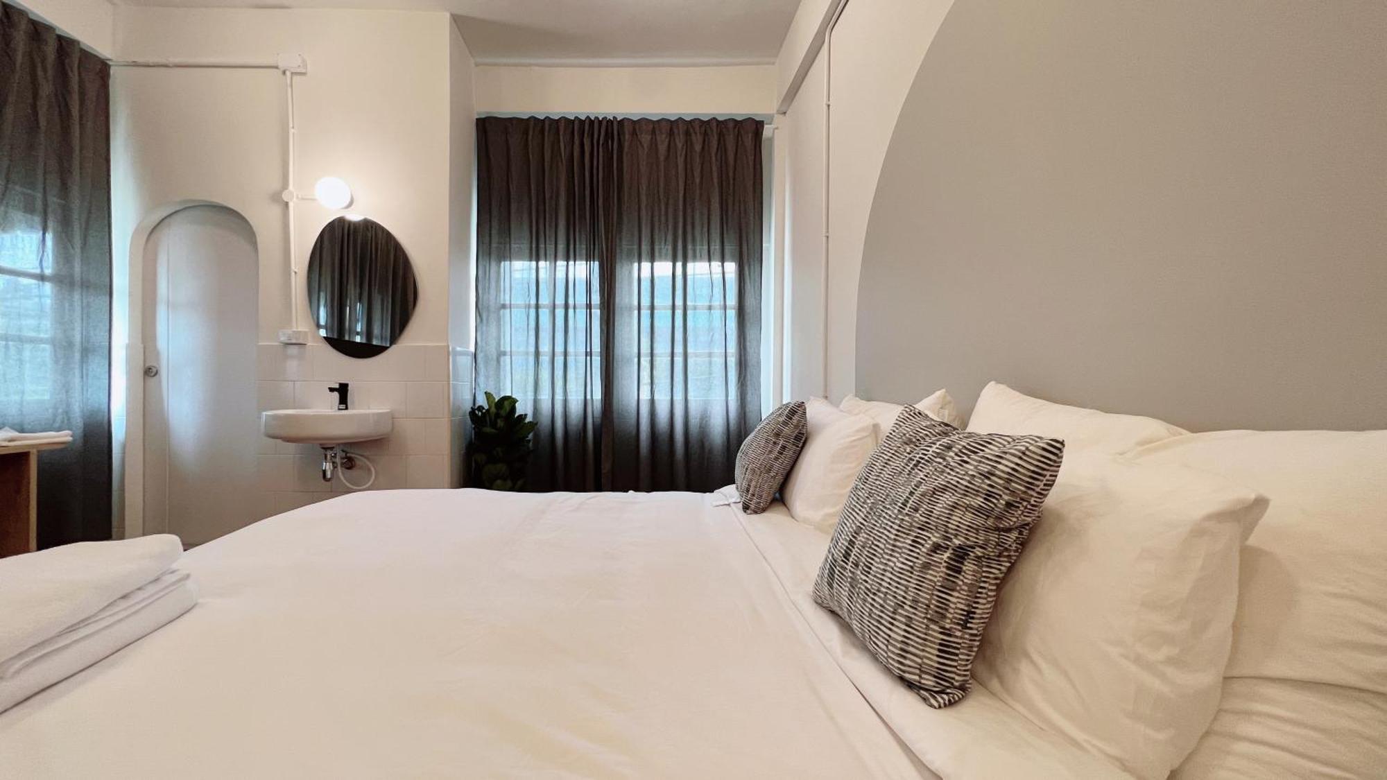 La Moon House Hotel Szalaja Kültér fotó