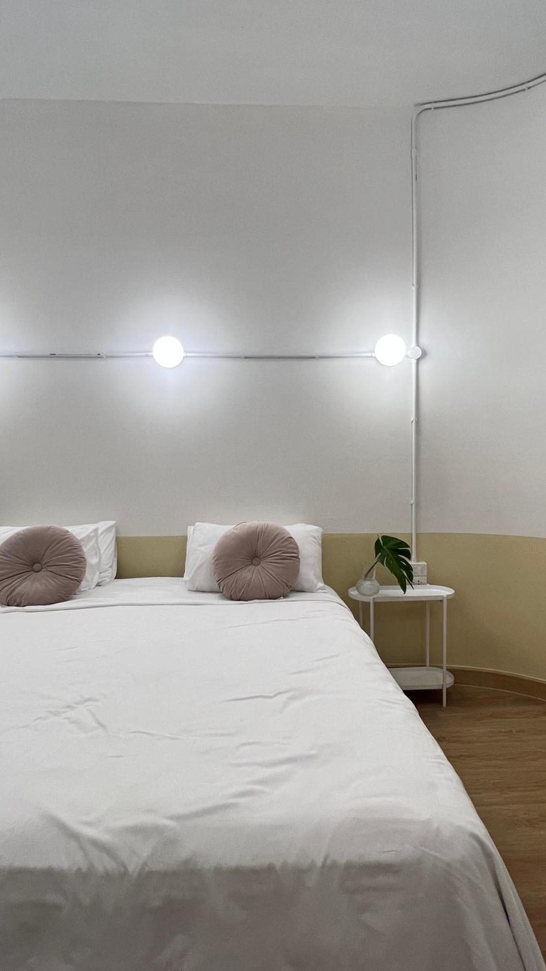 La Moon House Hotel Szalaja Kültér fotó
